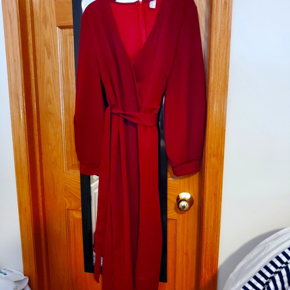 XL Midi Dress, Burgundy, Plunge Neckline